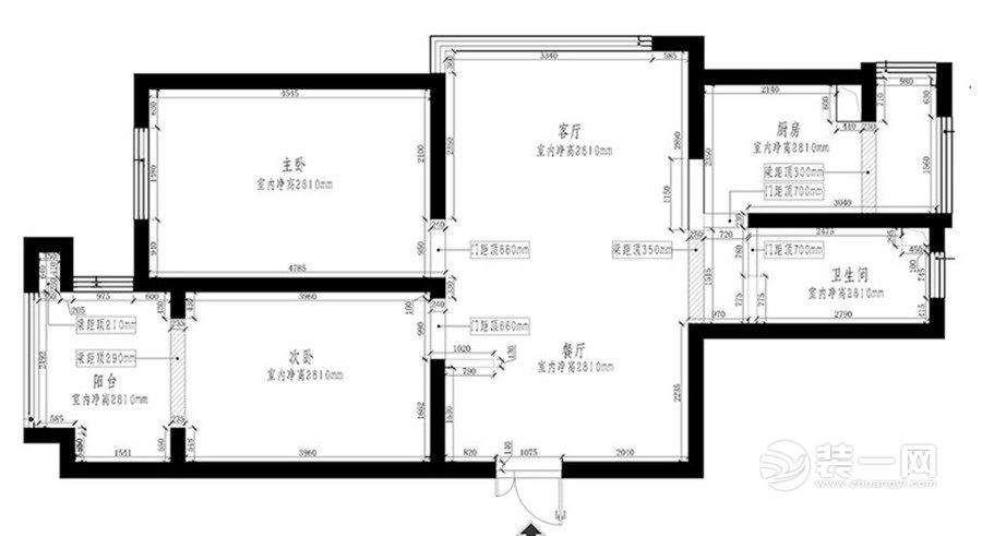 103平米三居室原始户型图
