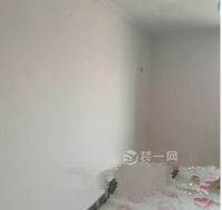 家里墙面发霉图片