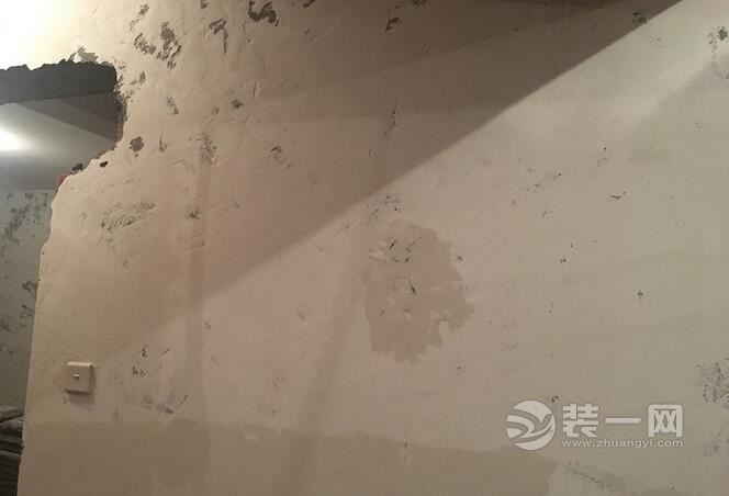 138平三室两厅装修日记（上）：铲灰和刮腻子